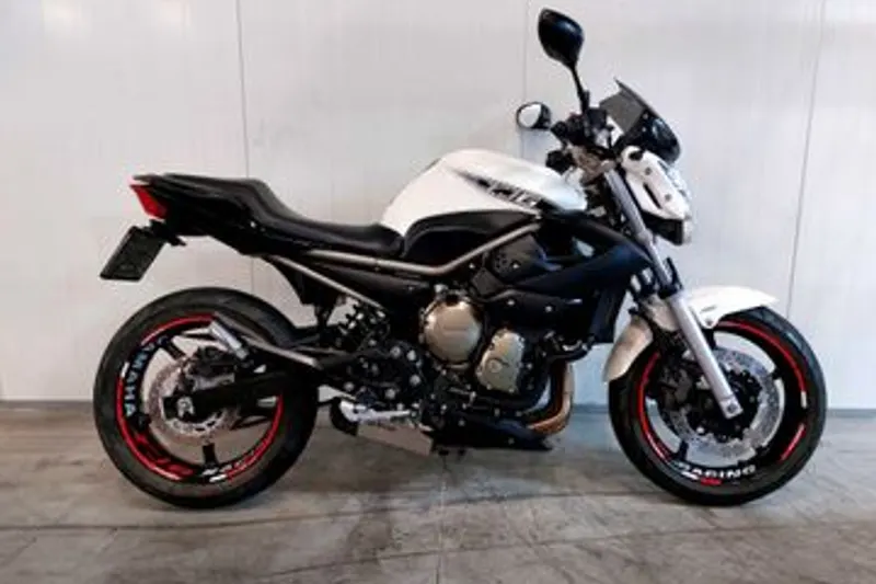 Yamaha XJ6 (2012)