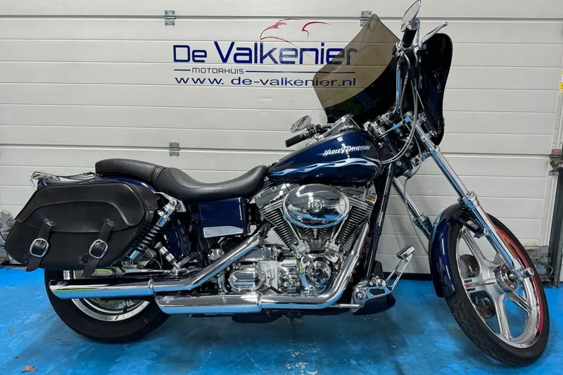 Harley-Davidson Dyna Wide Glide (2002)