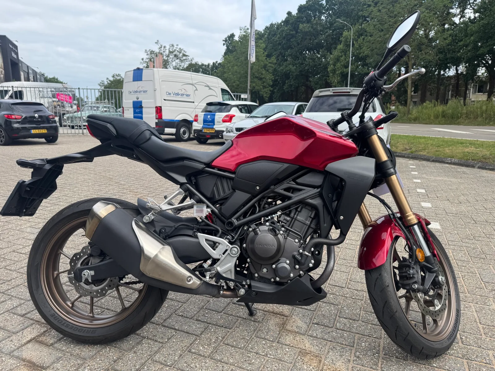 Honda CB300R (2024) — foto 1