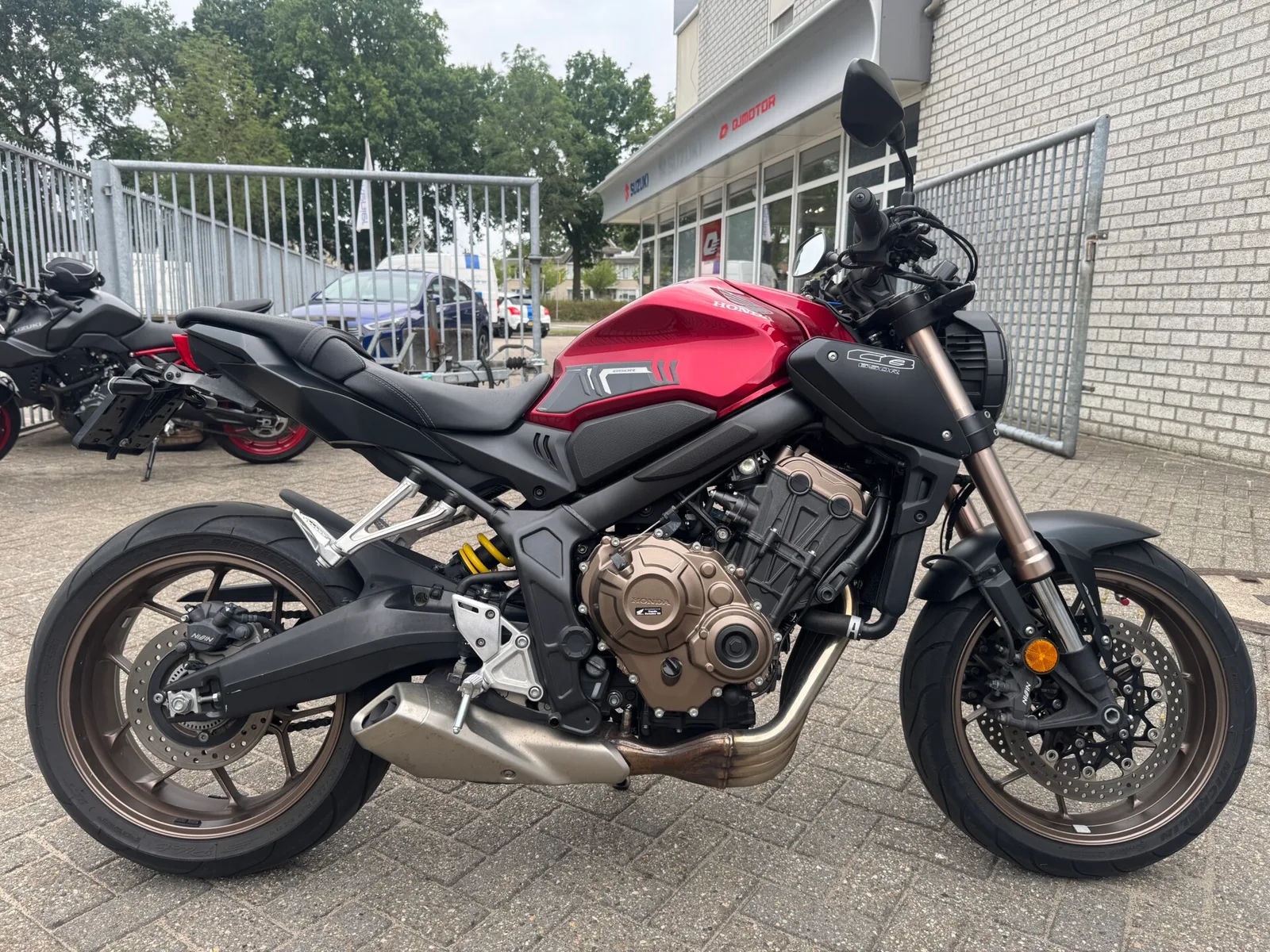 Honda CB 650 (2022) — foto 1