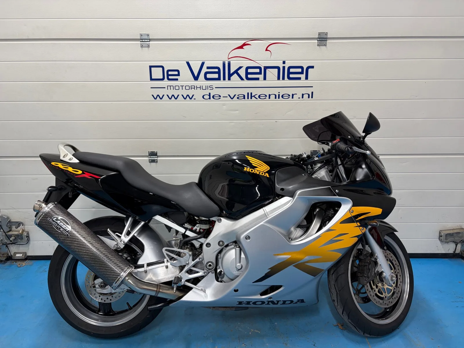 Honda CBR600F (1999) — foto 1