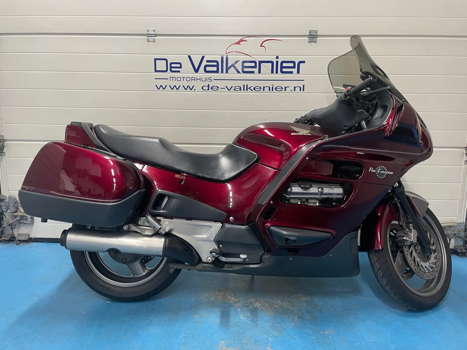 Honda ST 1100 PAN European (1997) — foto 1