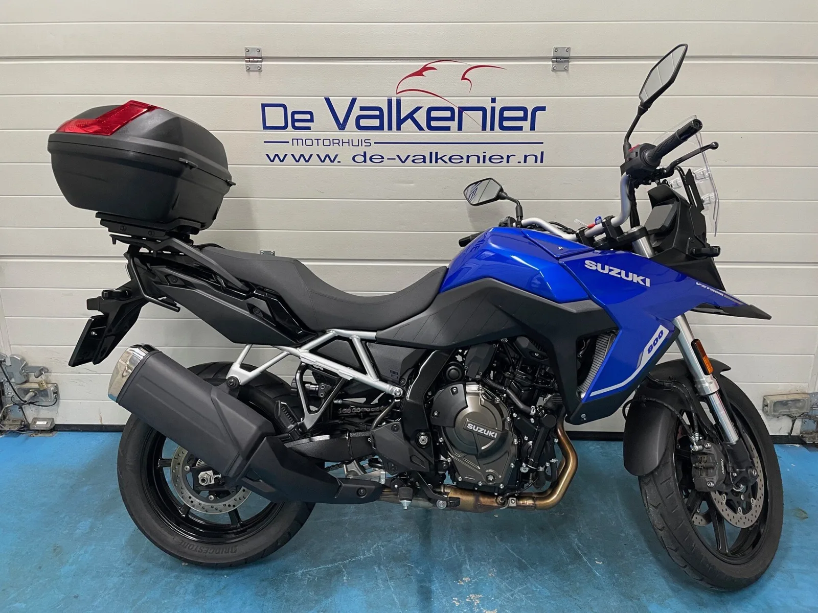 Suzuki DL 800 V-Strom (2023) — foto 1
