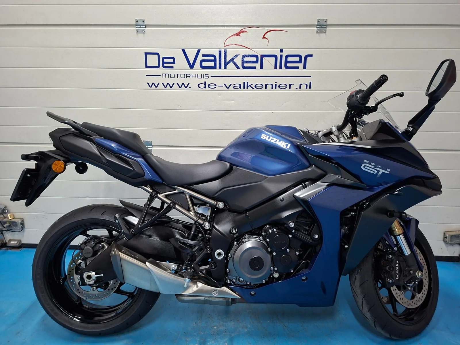 Suzuki GSX-S1000GT (2025) — foto 1