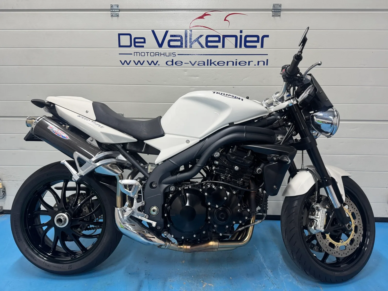 Triumph Speed Triple (2008) — foto 1