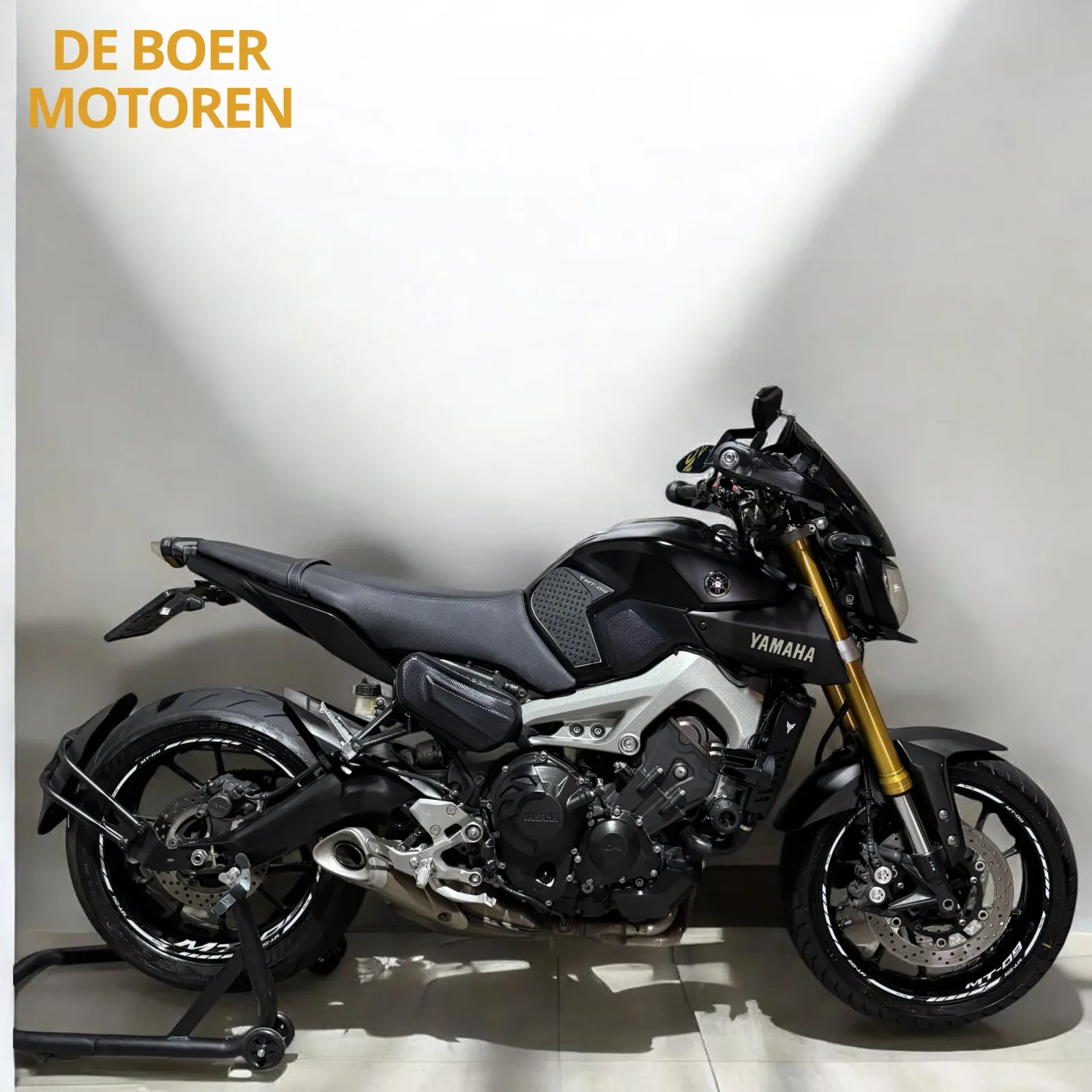 Yamaha MT-09 (2013) — foto 1