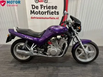 Suzuki VX 800 (1996) — foto 1