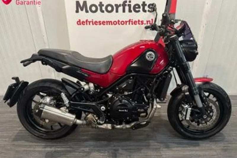 Benelli Leoncino 500 (2018)