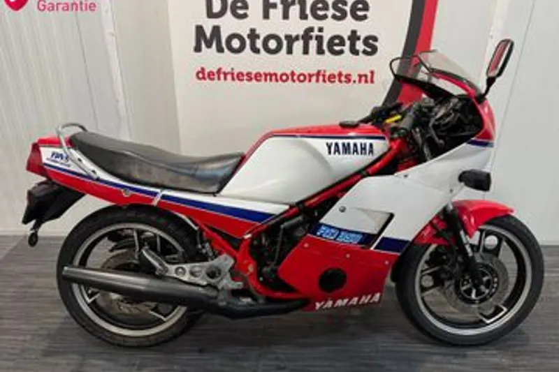 Yamaha RD 350 (1986)