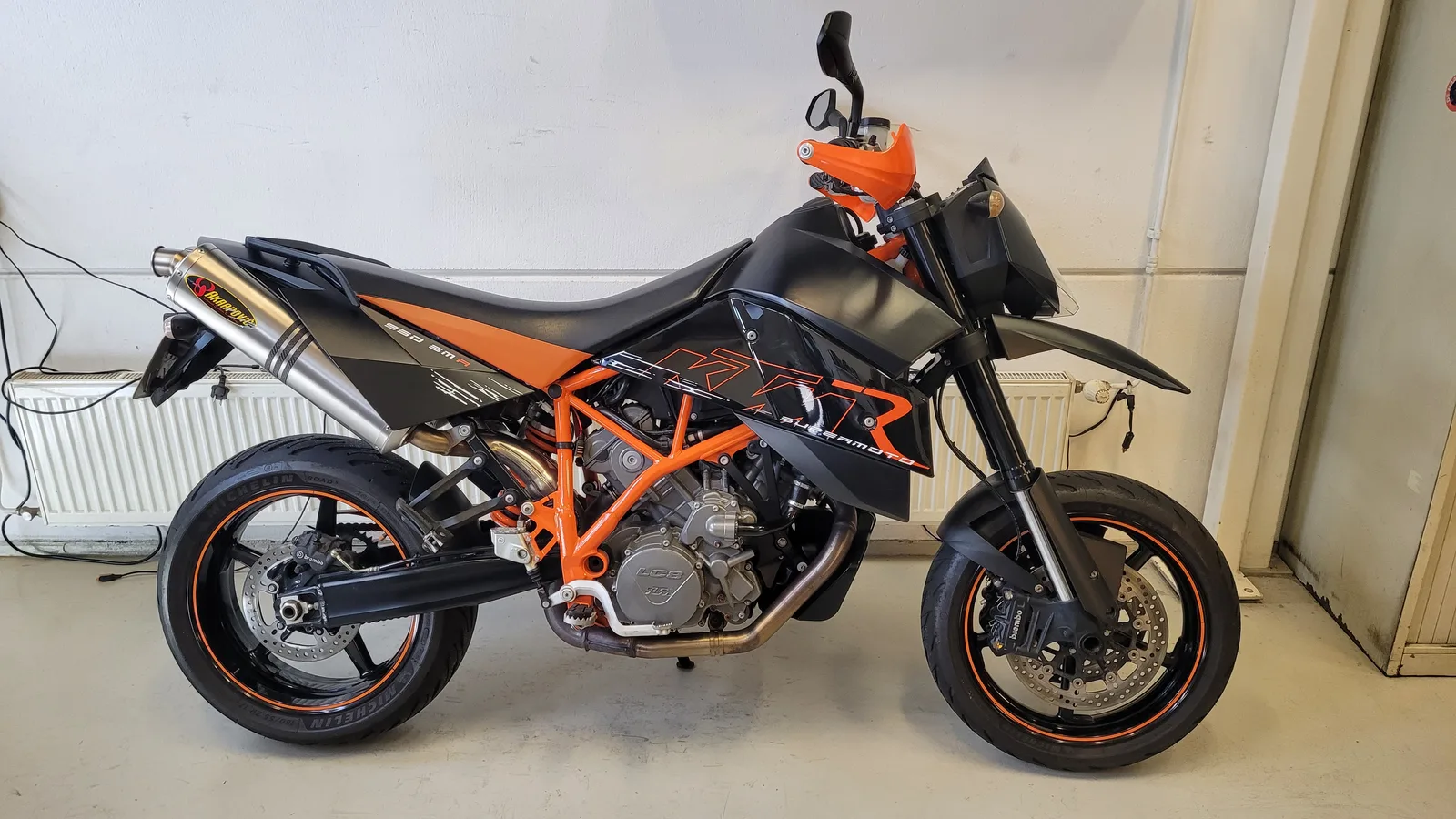 KTM 950 smr (2008) — foto 1