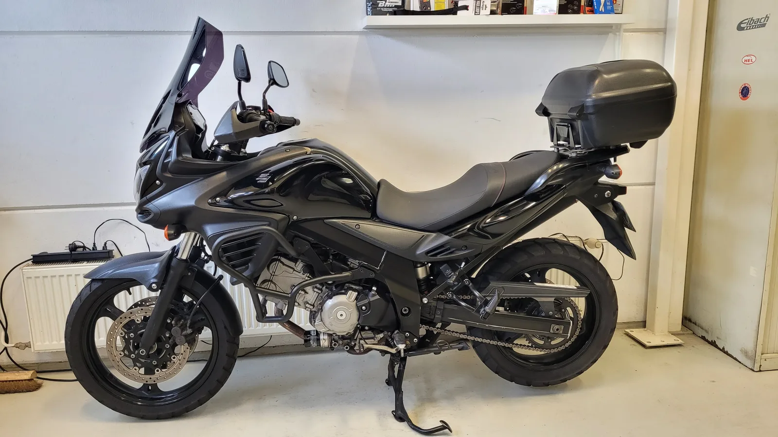 Suzuki Dl650a v-strom touring black rhino (2013) — foto 1
