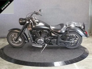 Yamaha XVS 1300 A Midnight Star (2014) — foto 1