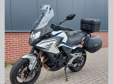 CFMoto CFMOTO (bijna) nieuw 700MT (2025) — foto 1
