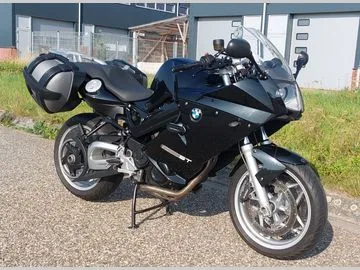 BMW F 800 ST (2012) — foto 1