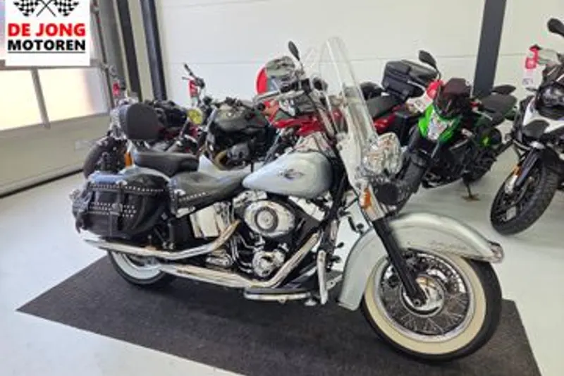 Harley-Davidson Heritage Softail (2015)