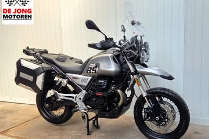 Moto Guzzi V85 TT (2020)