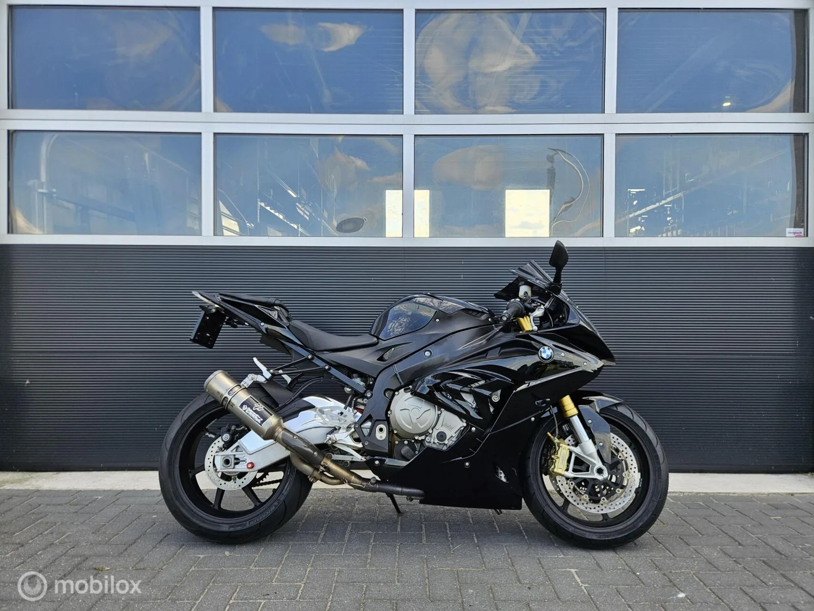BMW S 1000 RR (2017) — foto 1