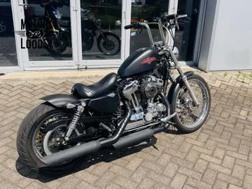 HARLEY-DAVIDSON SPORTSTER XL 1200 V SEVENTY TWO ABS (2014) — foto 1