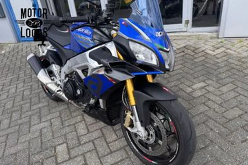 Aprilia Tuono V4 1100 RR (2015)