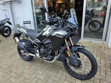 CFMOTO 450 MT (2026) — foto 1