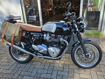 TRIUMPH THRUXTON 1200 (2016) — foto 1