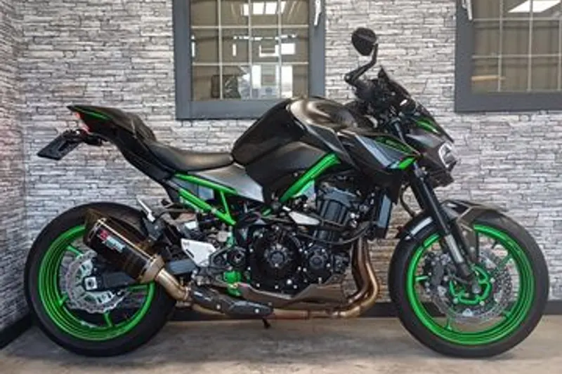 Kawasaki Z900 (2023)