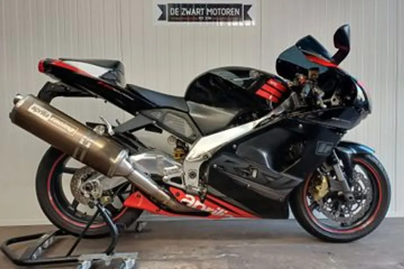 Aprilia RSV Mille (2004)