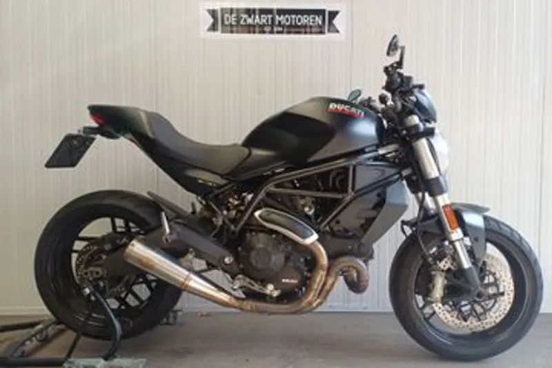 Ducati Monster 797 (2017)