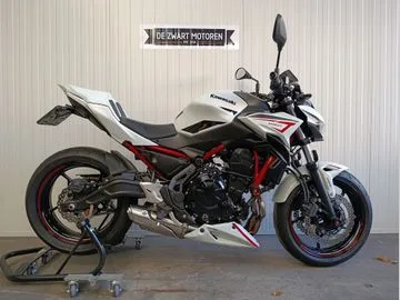 Kawasaki Z650 (2022) — foto 1