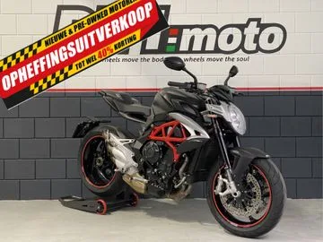 MV Agusta Brutale 800 (2017) — foto 1