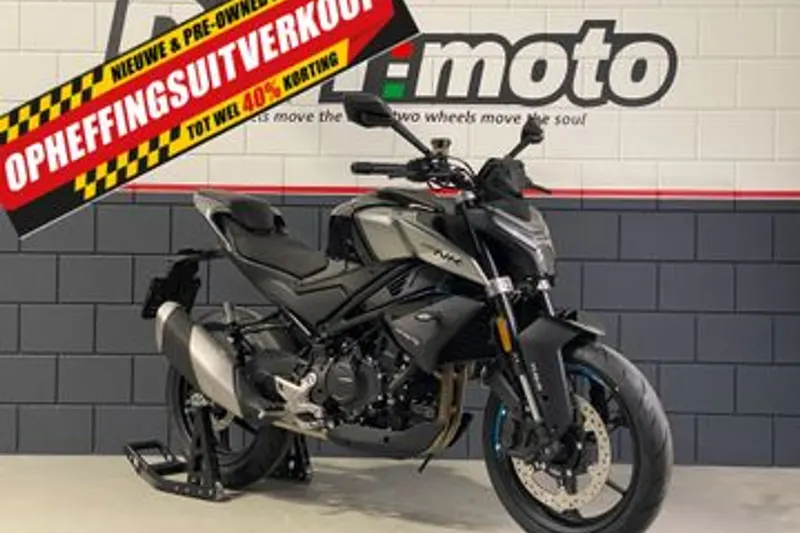 CFMoto 450NK (2025)