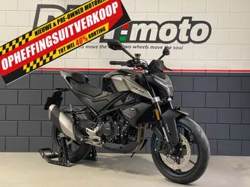 CFMoto 450NK (2025) — foto 1