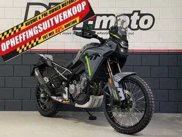 CFMoto 450 MT (2025) — foto 1