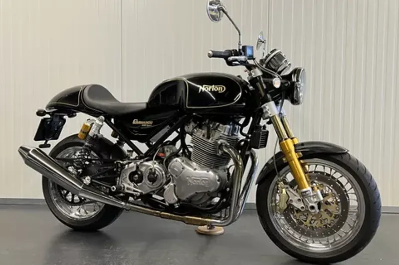 Norton Commando 961 (2012)
