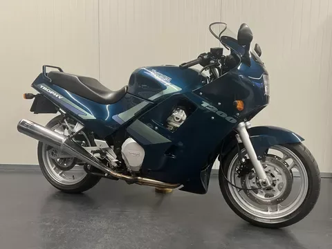 Triumph Trophy 1200 (1994) — foto 1