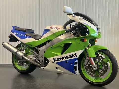 Kawasaki ZX R 750 J (1991) — foto 1