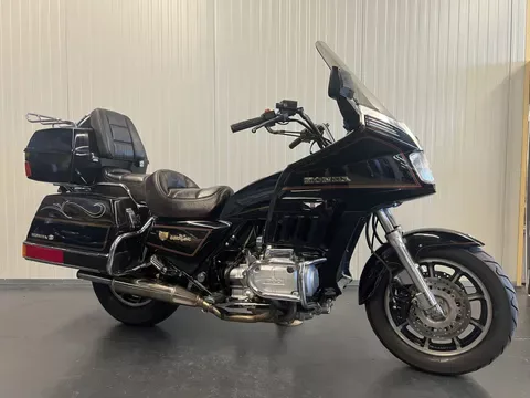 Honda GL 1200 GOLD WI (1985) — foto 1