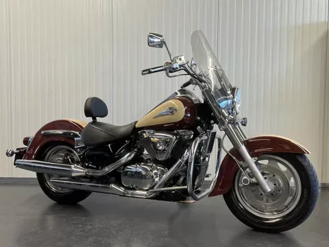 Suzuki VL 1500 Intruder (1998) — foto 1