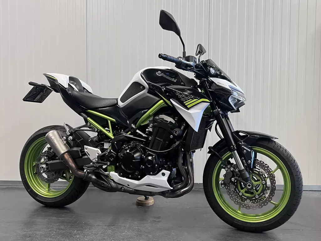 Kawasaki Z900 (2022) — foto 1