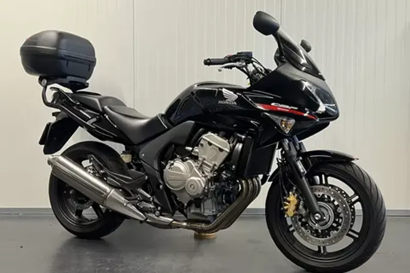 Honda CBF 600 S (2011)