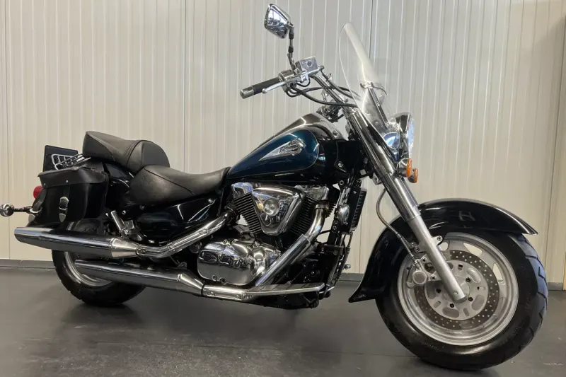 Suzuki VL 1500 INTRUDER (1999)