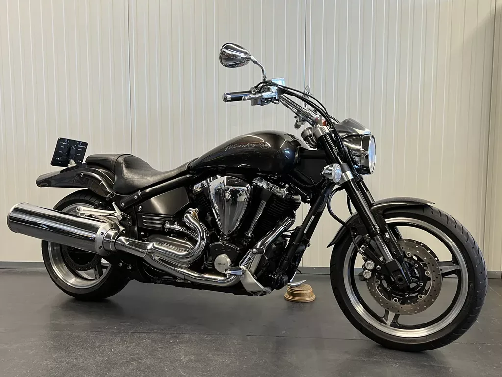 Yamaha XV 1700 WARRIOR (2005) — foto 1