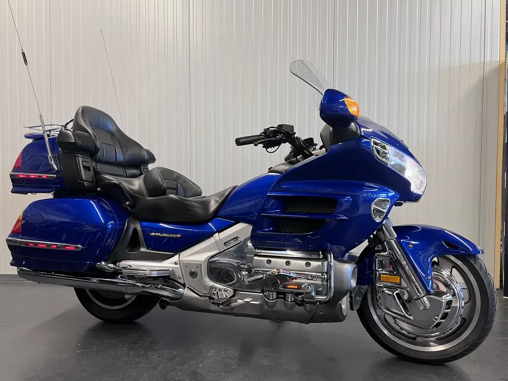 Honda GL 1800 ABS GOLDWING GL1800 (2002) — foto 1
