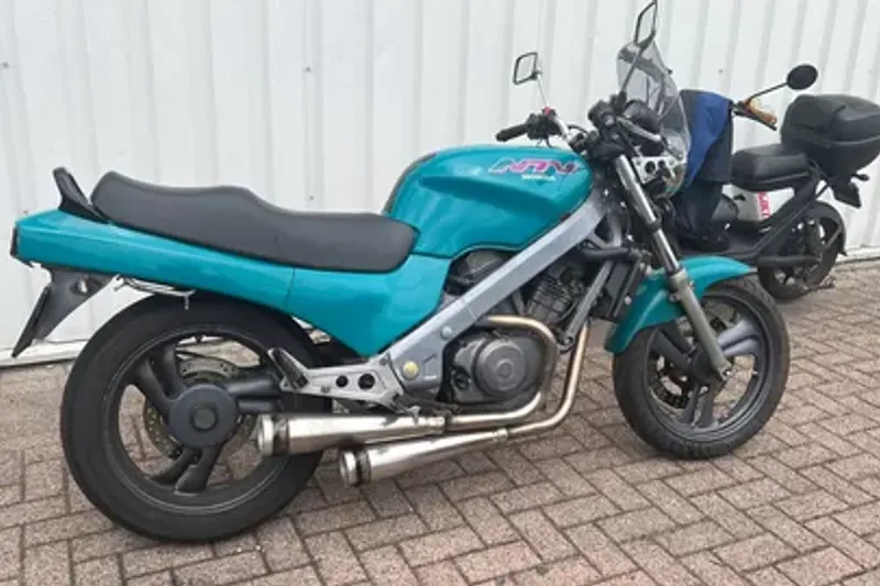 Honda NTV 650 (1993)