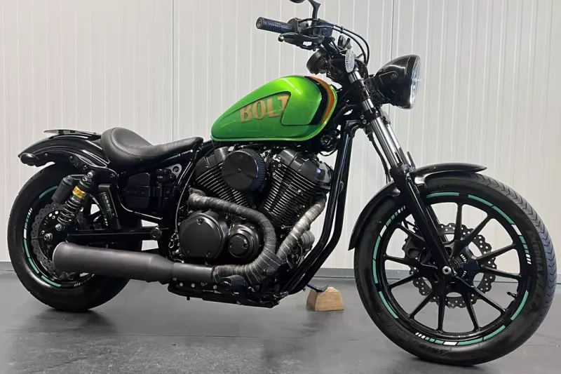 Yamaha XV 950 R BOLT SPECIAL (2015)