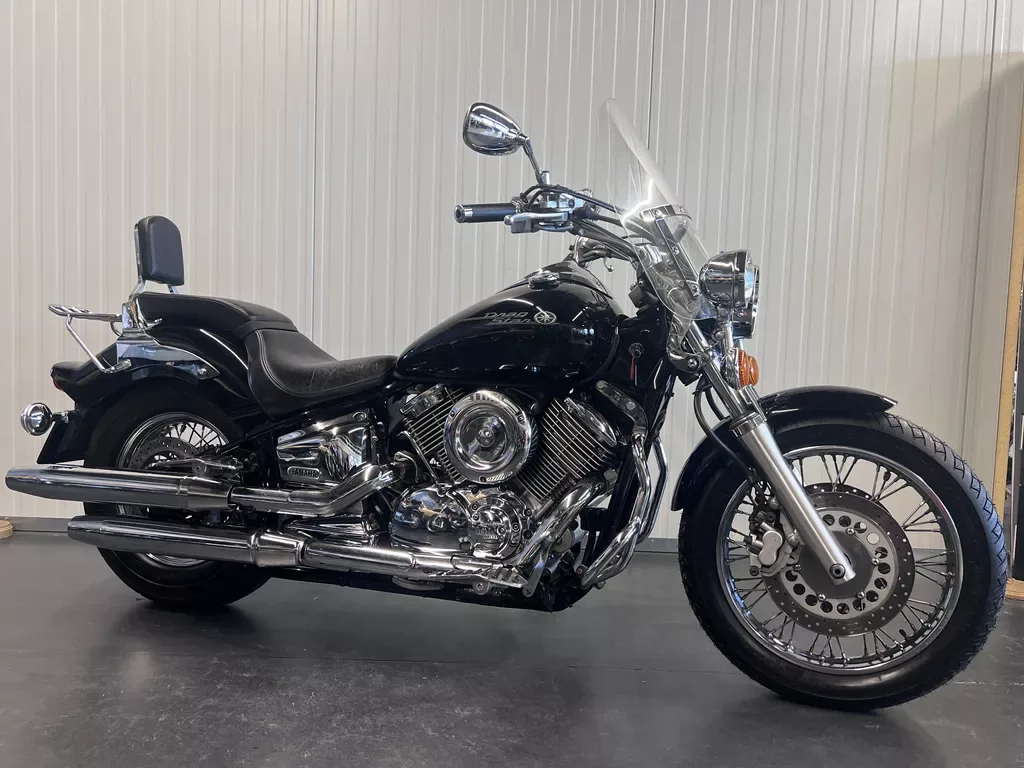 Yamaha XVS 1100 Dragstar (2002) — foto 1