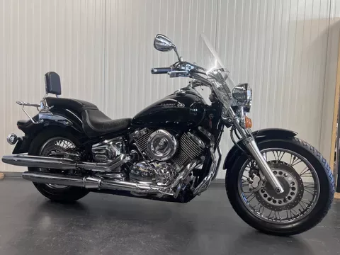 Yamaha XVS 1100 Dragstar (2002) — foto 1