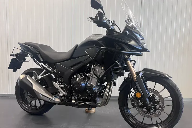 Honda CB500X (2022)