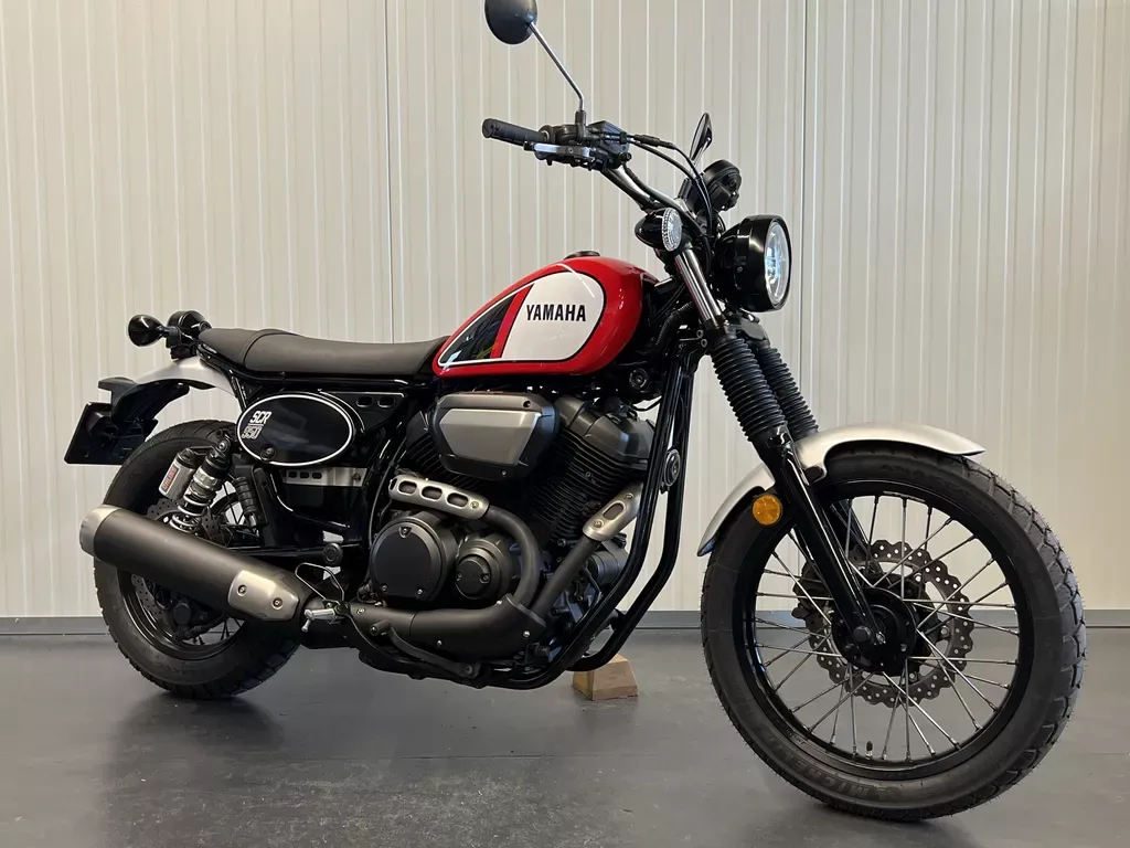 Yamaha SCR 950 (2017) — foto 1