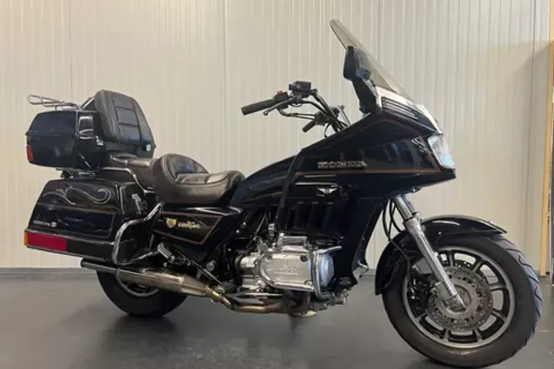 Harley-Davidson Heritage FLSTC (1989)